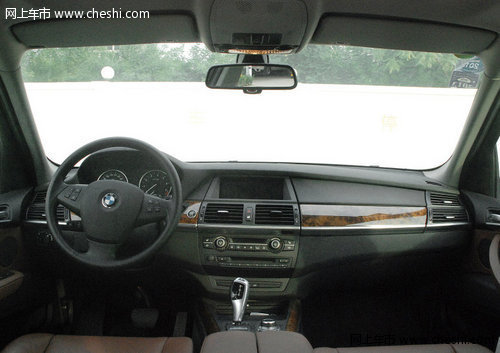 2012款宝马X5黑色现车  天津现车特价车