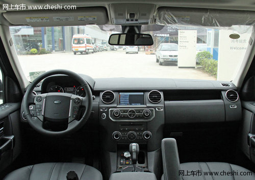 进口路虎发现四5.0 天津现车大幅度降价