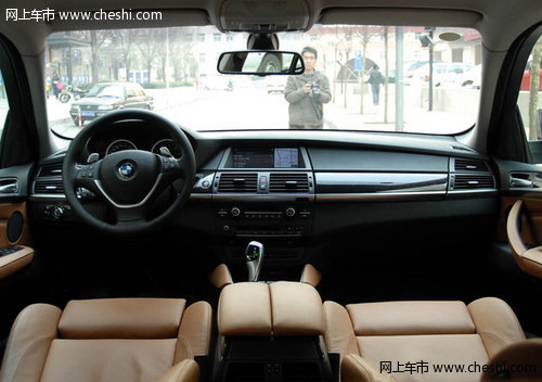 2012款宝马X6售价92万 天津美规版现车