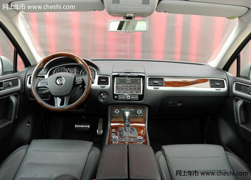 2012款大众新途锐全系 天津现车3月巨惠