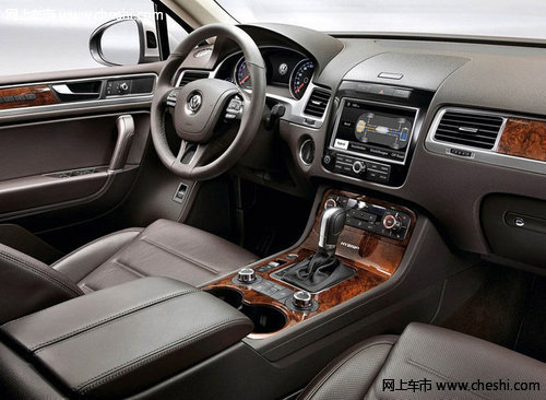 大众进口途锐3.0 天津现车充足低价热卖