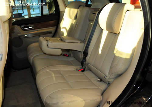 进口路虎揽胜运动版 天津现车颜色齐全