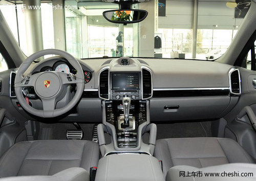 进口保时捷卡宴  天津全新现车巨幅优惠