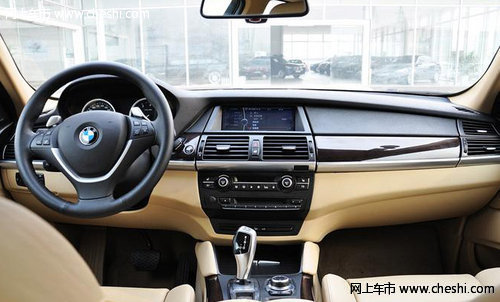 2012款宝马x6 天津现车顶配94万酬宾价