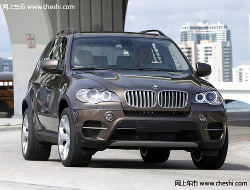 2012款宝马X5现车颜色全  天津72万畅销