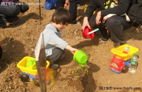 情暖花开与上海大众汽车一起去踏青