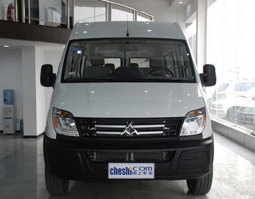 置换购买MAXUS大通V80 最高优惠20000元