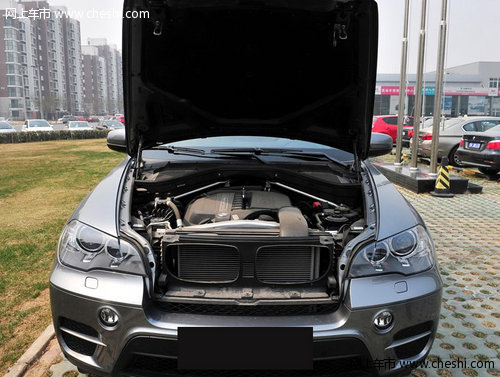 2012款宝马X5  天津现车春季畅销价69万