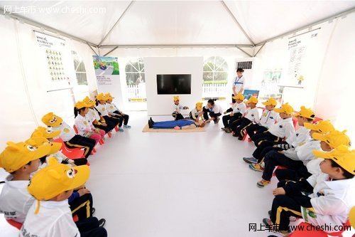 BMW儿童交通安全训练营北京盛大开营