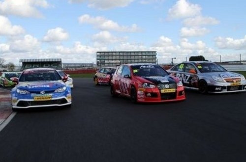 MG6 GT征战2012 BTCC英国房车赛得冠军