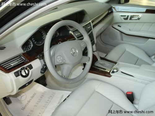 奔驰E300L深圳最高优惠11.8万 少量现车