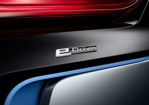BMW i8 Spyder概念车亮相北京