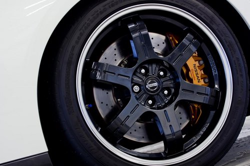 日产新GT-R赛车版 2012上市/售价74万元