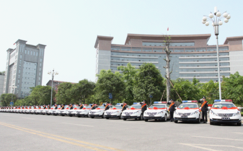 中國(guó)警車升級(jí)在即 自主品牌利劍出鞘