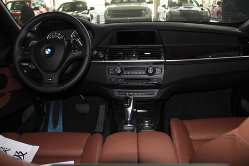 2012款美规版宝马X5  天津现车销售64万