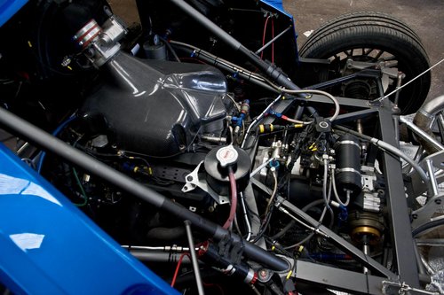 雷诺-阿尔派双门概念车 V6引擎配双离合