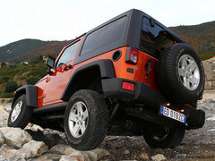 终极四驱利器——2012款Jeep® 牧马人