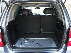 高越野性能SUV—双龙雷斯特优惠1.5万元
