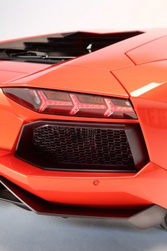 兰博基尼家族壮大 Aventador或推四座版
