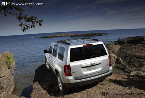 进口硬派紧凑型SUV：2012款Jeep®自由客