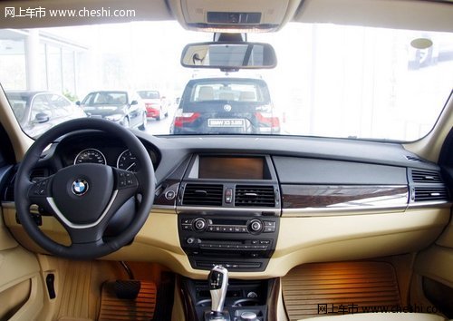 2012款宝马X5美规版  天津66万特价钜惠