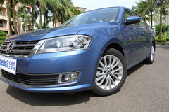 小帕萨特 实拍上海大众全新朗逸1.4T