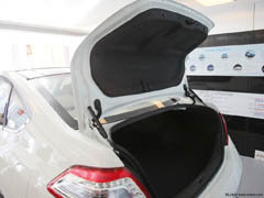 天籁现金让利40000元 购车赠8000元礼包