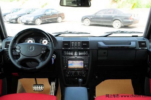 奔驰G55原装进口 天津现车最高优惠30万