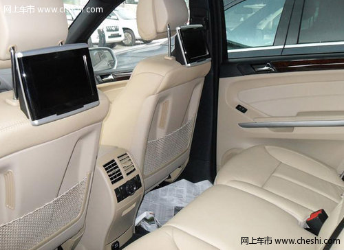 奔驰GL550  天津仅155.6万购车全国上牌