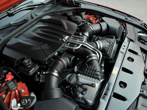 宝马M5/M6引擎存隐患 全球停售并将召回