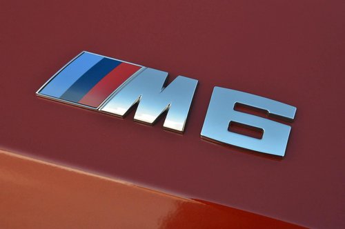 宝马M5/M6引擎存隐患 全球停售并将召回
