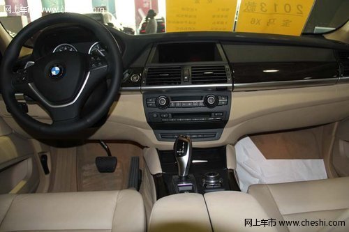 2013款宝马X6  天津给力价83万正在热售