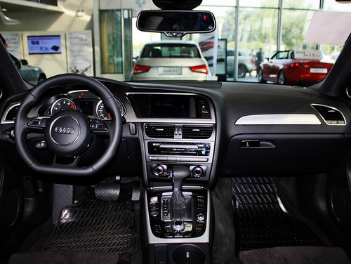 奥迪A4惠州L最高优惠4.4万元 送2年延保