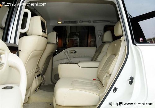 2013款英菲尼迪QX56  天津现车优惠15万