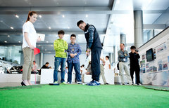 感受超级跑车锋范 保时捷驰骋天地活动