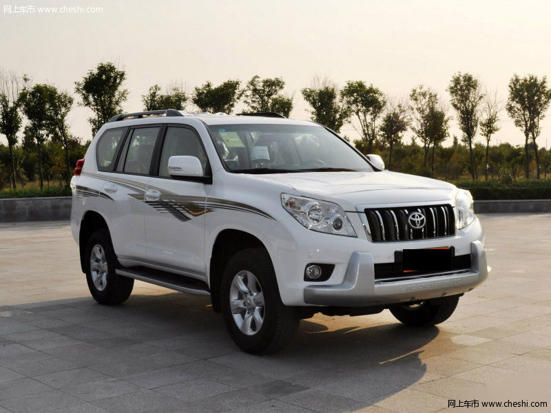 2012款丰田霸道4000中东版