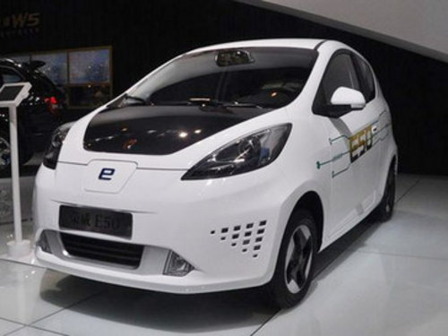 荣威E50首款量产电动汽车 11月5日上市