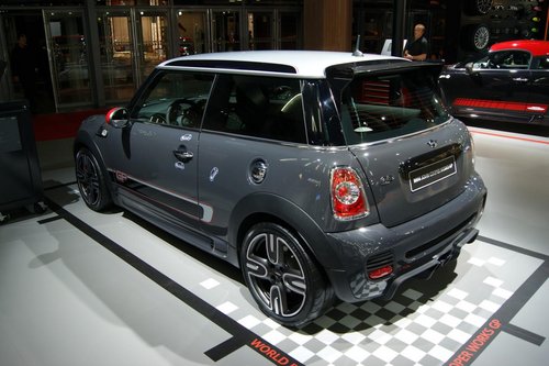 MINI JCW GP上市 售22万/增GP赛车模式