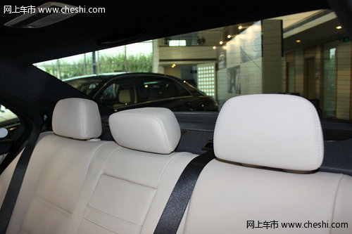 動(dòng)力升級(jí) 2013款奔馳C260時(shí)尚型實(shí)拍