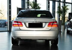 奔驰E200降价促销中 天津现车优惠8万元