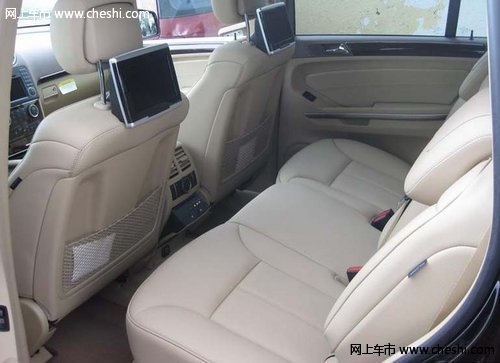 全新奔驰GL350 天津港现车周末低价销售