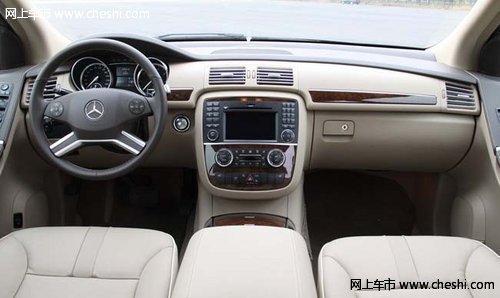 新款原装奔驰R350  天津现车72万内购价