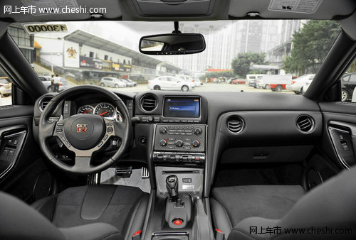 进口日产尼桑GT-R  天津现车大幅减价售