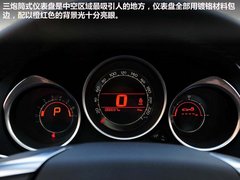 1.6T+6AT动力组合 雪铁龙C4L南京实拍