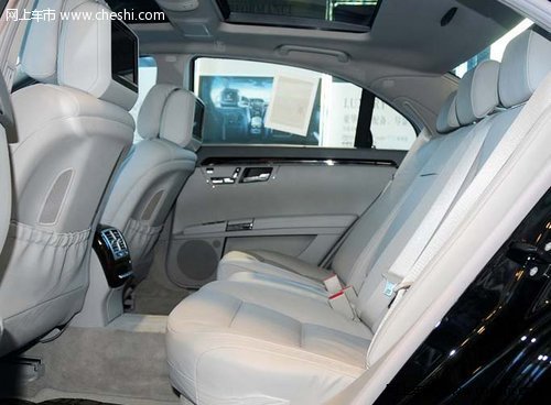 最新款奔驰S级全系 现车最高优惠40万元