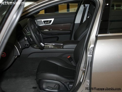 捷豹XJ/捷豹XF 全系优惠20万圣诞节钜惠