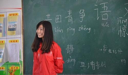 科帕奇载爱：雪佛兰·红粉笔公益进西藏