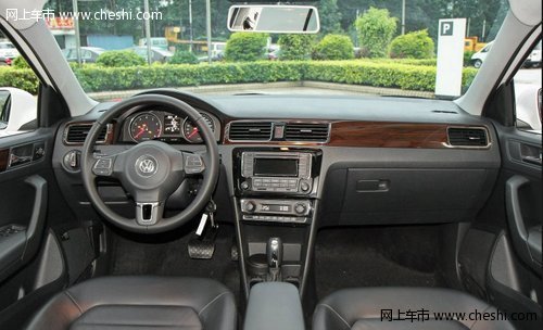 全新桑塔纳PK新景程 谁更大气商务范儿_桑塔纳