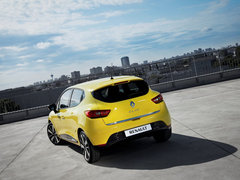 雷诺推全新入门级SUV 最早明年3月发布