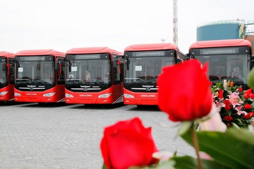 300辆大金龙18米BRT客车远渡伊朗